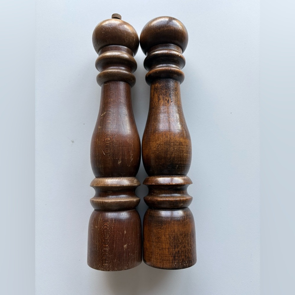 Vintage Napcoware Wooden Salt Shaker & Pepper Grinder
